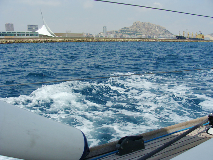 Paseo en velero con La Reina Azul en Alicante