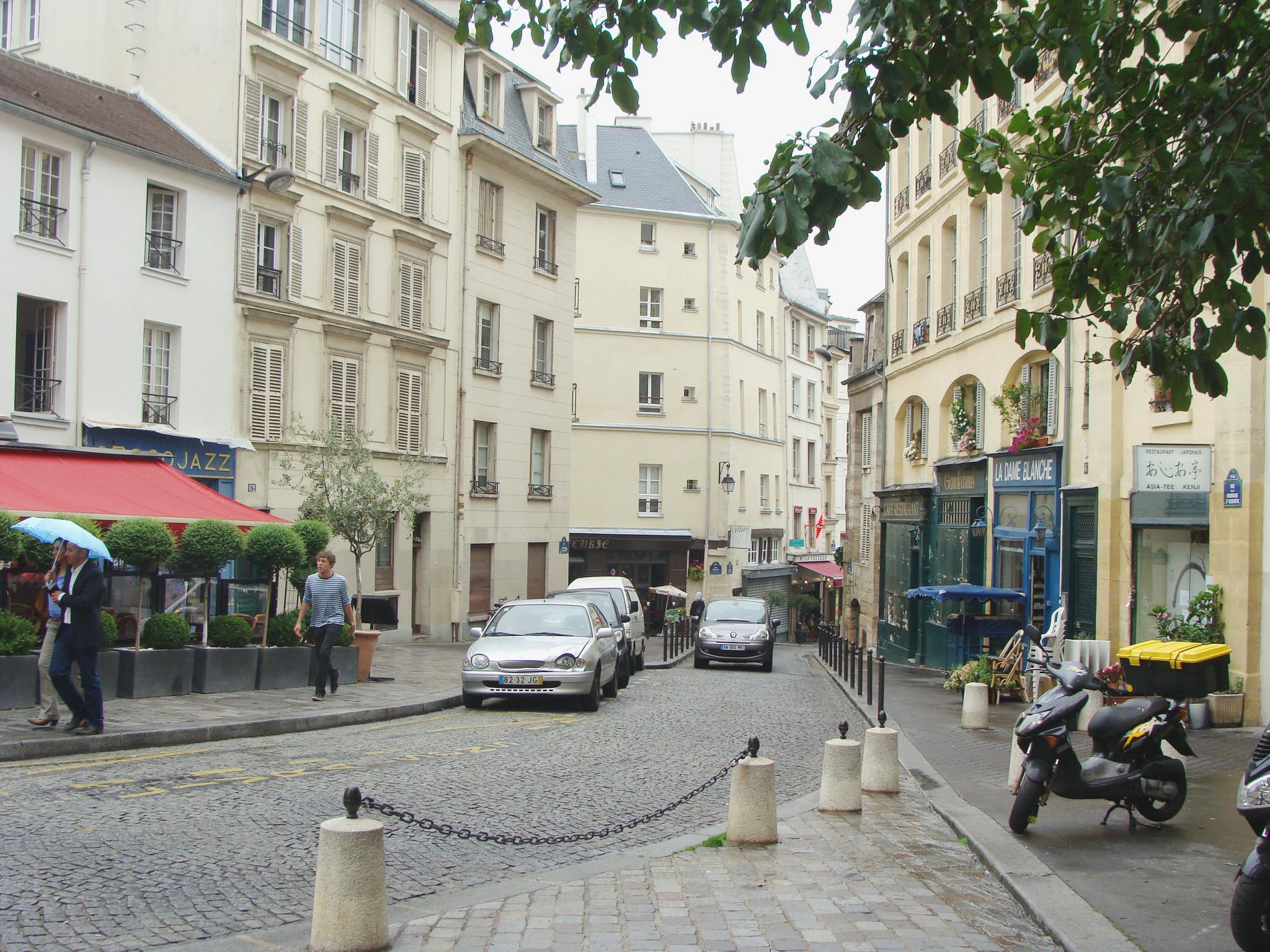 Midnight in Paris: la escalera donde todo comienza/Midnight in Paris: the stairs where everything begins